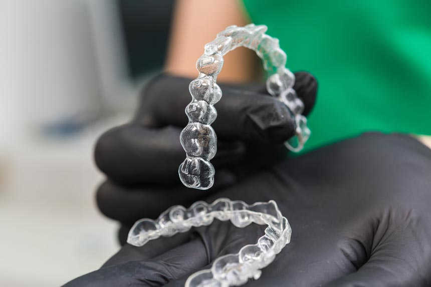Фото: Вирівнювання зубів елайнерами Invisalign № 25 | Nozenko
